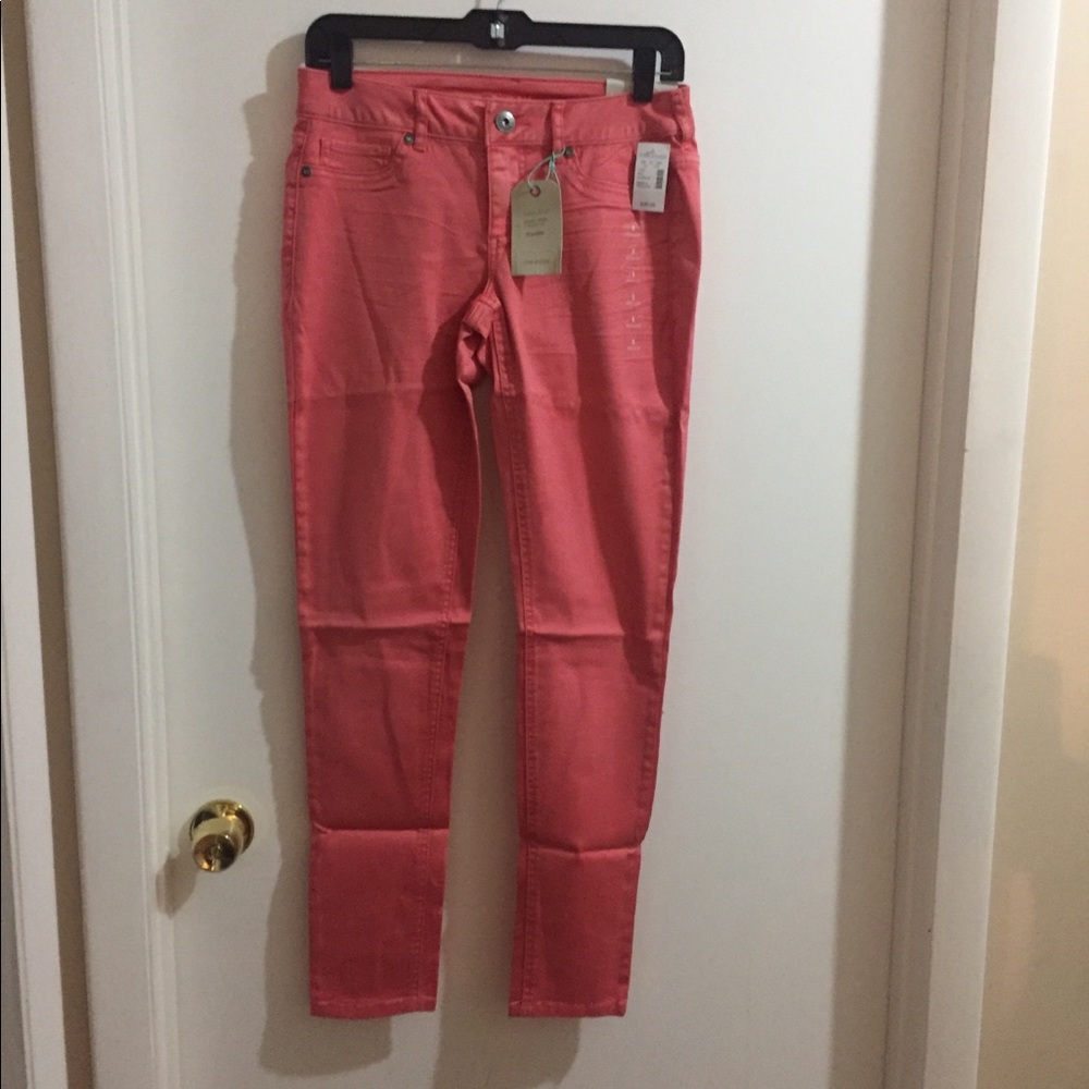 Melon colored jeggings